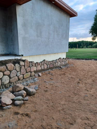 9c529ac6-78c6-4801-828e-b35e23d0c385 s